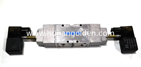 OEM Hydraulic Control Valve Electric Solenoid Valve 300486 575509